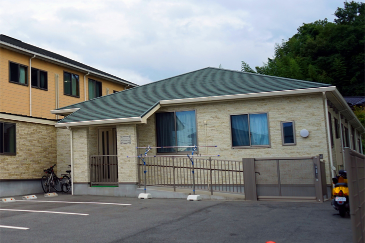 ”グループホームめぐみの丘”